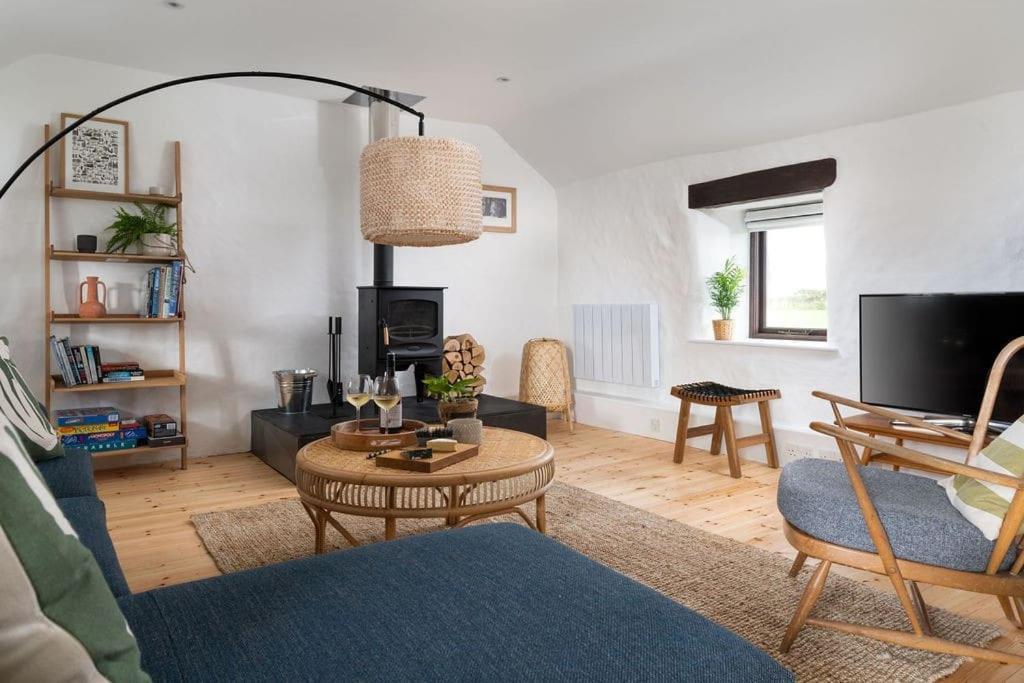 Porthcurno Barns, The Cart Lodge - Cosy Cottage, Walk To Porthcurno Beach, Pedn Vouder & Minack Theatre Penzance Exteriér fotografie